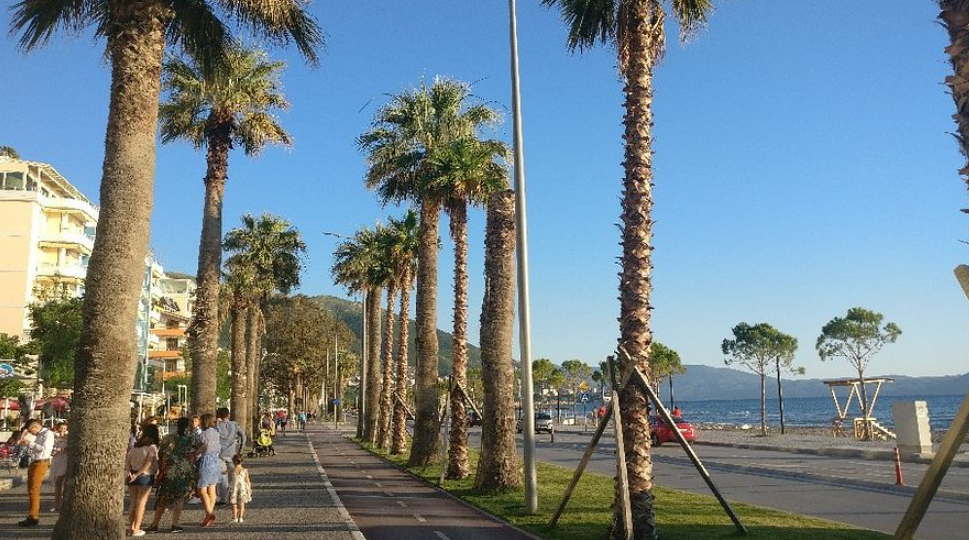 Lungomare Boulevard, Vlorë, Albania